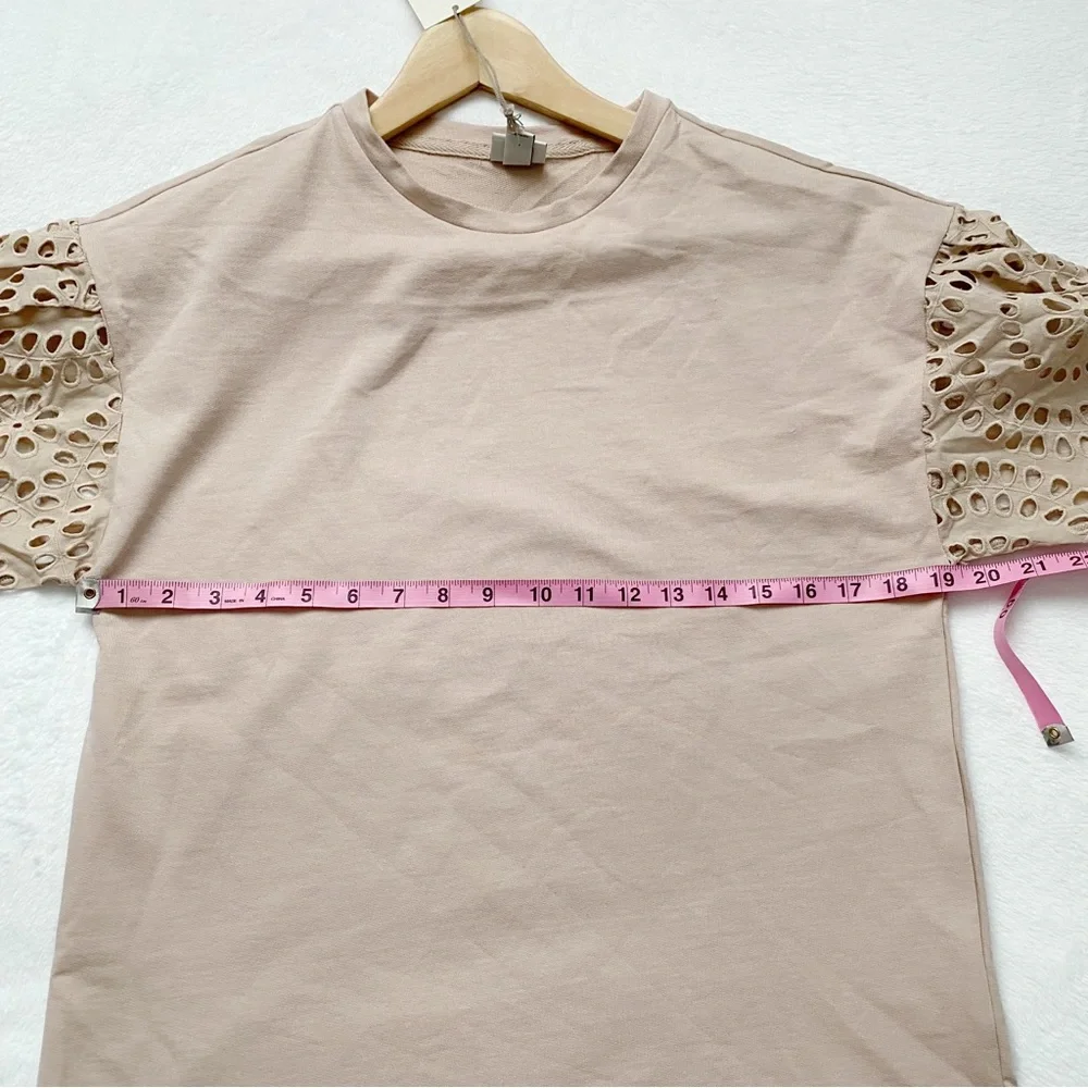 NWT Mauve Lace Sleeve Top